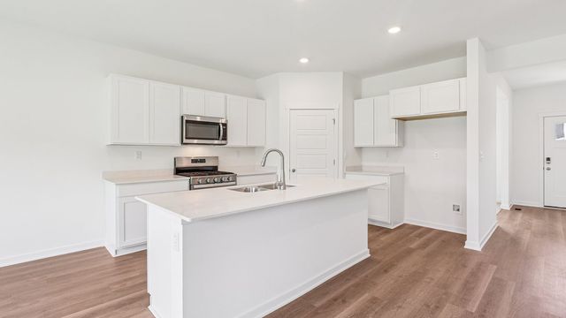 1105 Vista Court, Hampshire, IL 60140