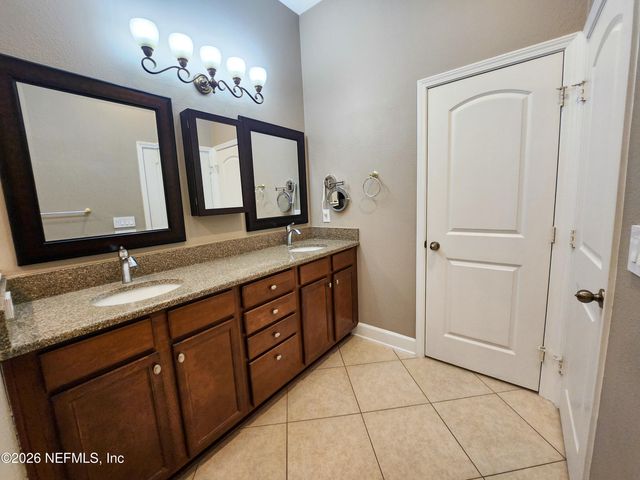 6181 CLEARSKY Drive, Jacksonville, FL 32258