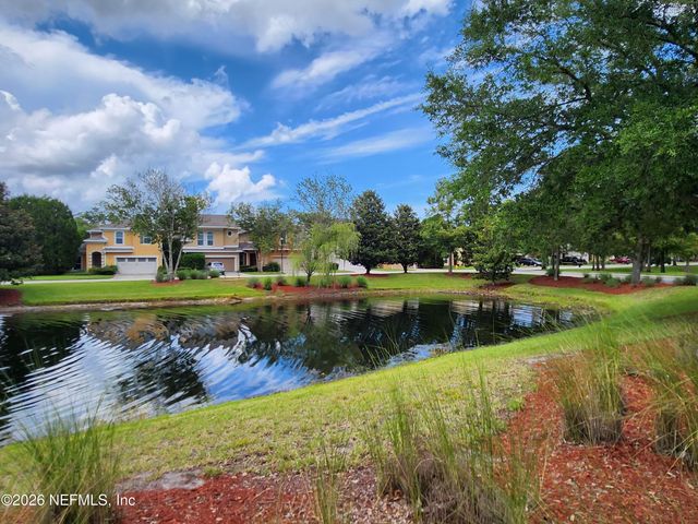6181 CLEARSKY Drive, Jacksonville, FL 32258