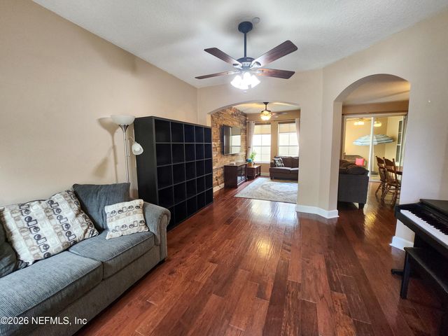 6181 CLEARSKY Drive, Jacksonville, FL 32258