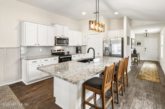 2225 WILLOW GLN Lane, Green Cove Springs, FL 32043