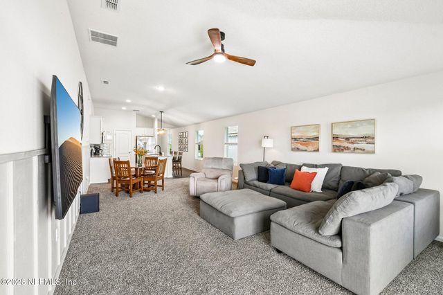 2225 WILLOW GLN Lane, Green Cove Springs, FL 32043