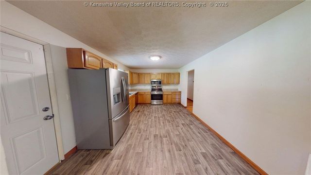 6 Atha Road, West Hamlin, WV 25571