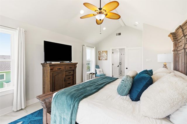 18603 Shaman Drive, Galveston, TX 77554