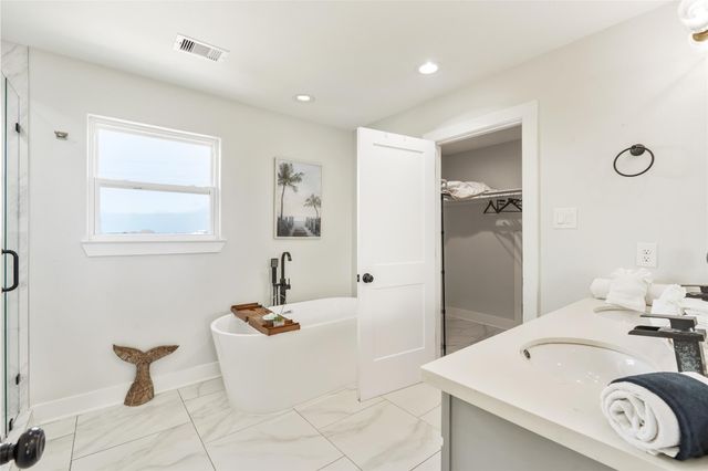 18603 Shaman Drive, Galveston, TX 77554