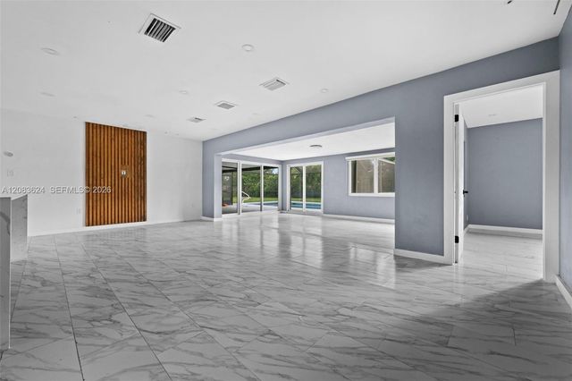 5212 Santa Rosa Court, Cape Coral, FL 33904