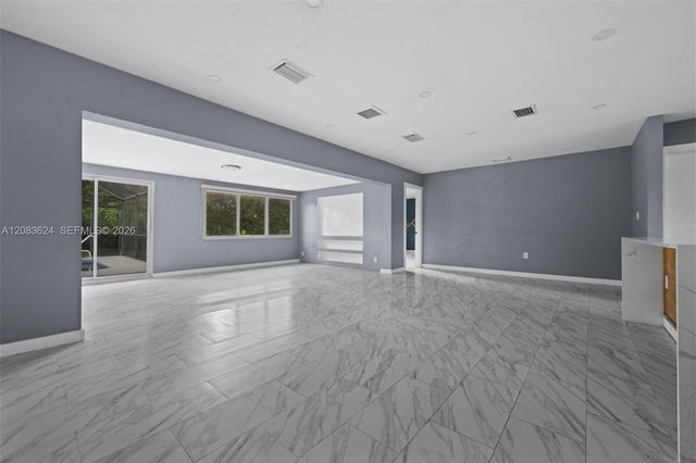 5212 Santa Rosa Court, Cape Coral, FL 33904