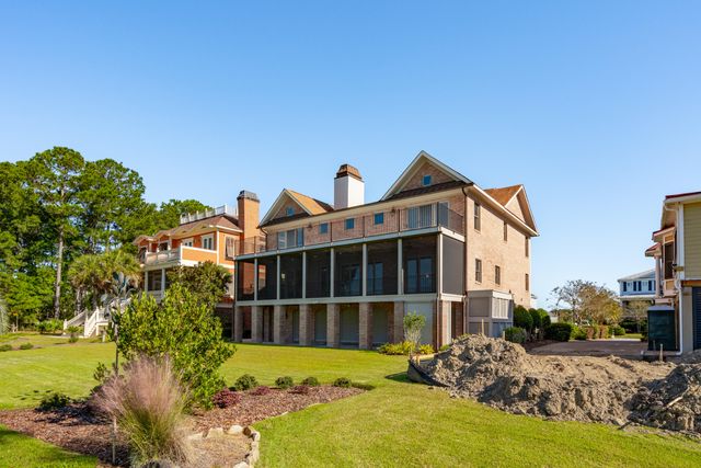 1600 Rivertowne Country Club Drive, Mount Pleasant, SC 29466