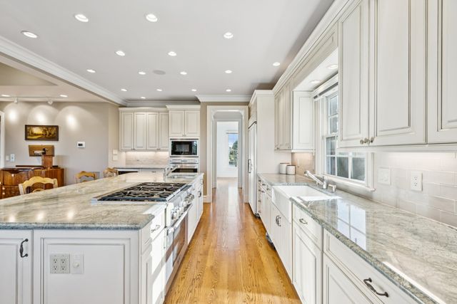 1600 Rivertowne Country Club Drive, Mount Pleasant, SC 29466