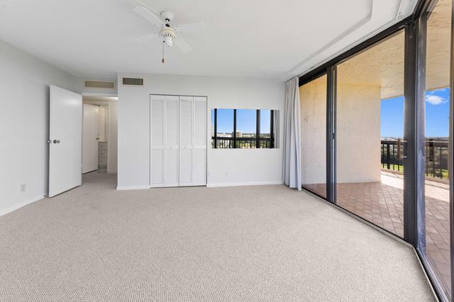 1900 Consulate Place 1004, West Palm Beach, FL 33401