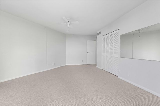 1900 Consulate Place 1004, West Palm Beach, FL 33401