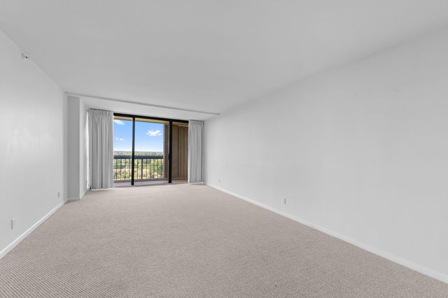 1900 Consulate Place 1004, West Palm Beach, FL 33401