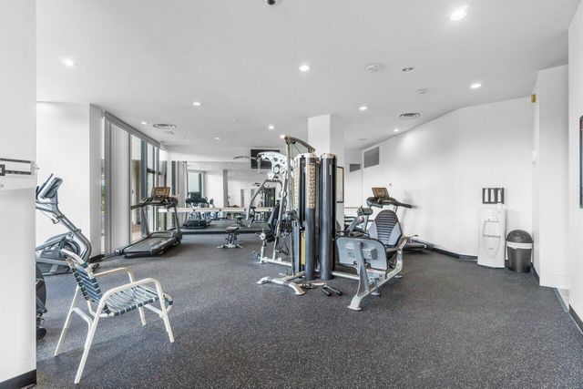1900 Consulate Place 1004, West Palm Beach, FL 33401