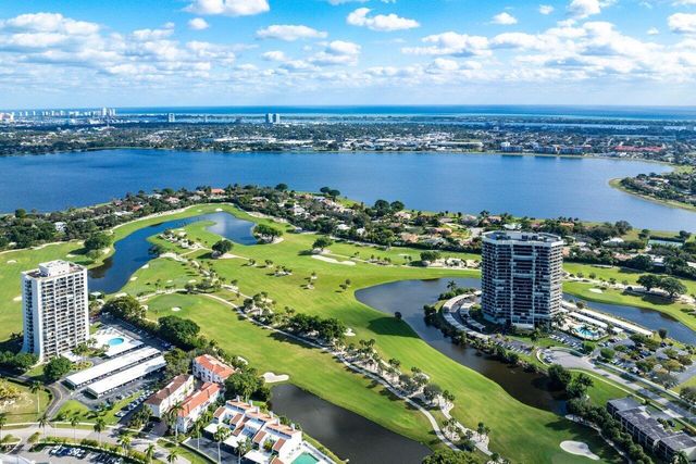 1900 Consulate Place 1004, West Palm Beach, FL 33401