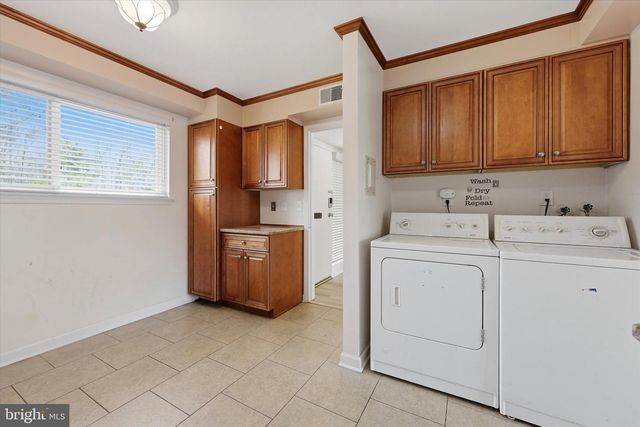 157 ECHELON RD, Voorhees, NJ 08043