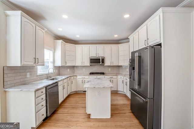 5130 Oak Plantation Walk, Lilburn, GA 30047