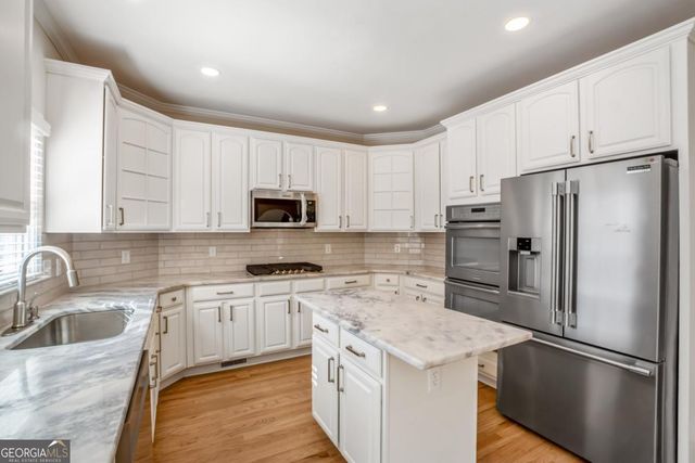 5130 Oak Plantation Walk, Lilburn, GA 30047