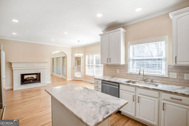 5130 Oak Plantation Walk, Lilburn, GA 30047