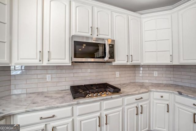 5130 Oak Plantation Walk, Lilburn, GA 30047