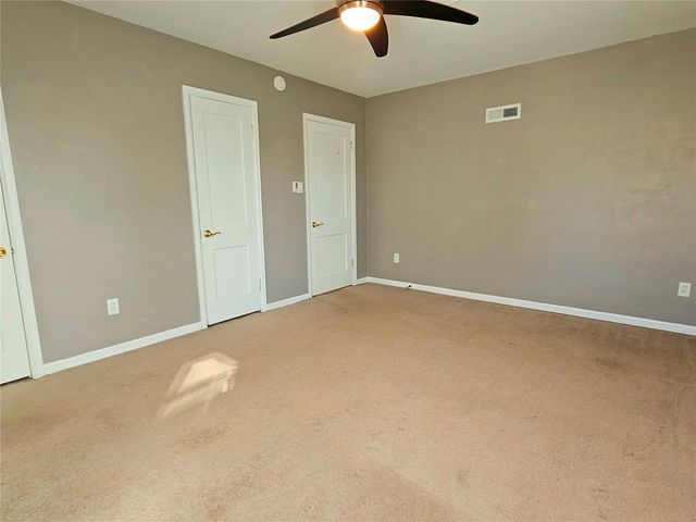 4524 E Avenue NW, Cedar Rapids, IA 52405