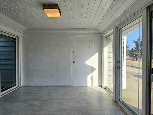 4524 E Avenue NW, Cedar Rapids, IA 52405