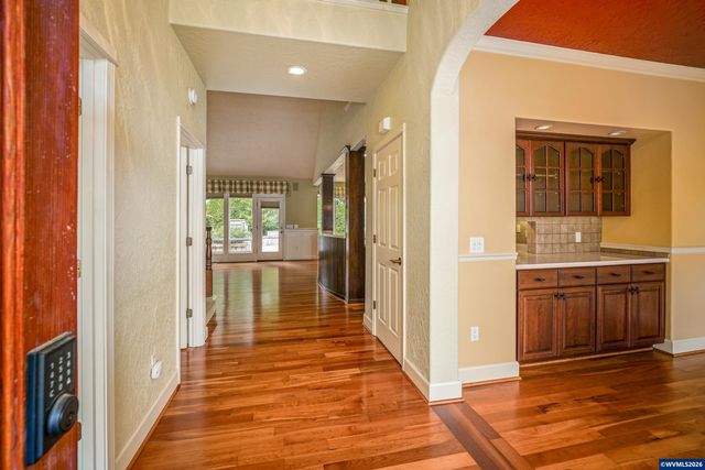 1519 Collins St NW, Salem, OR 97304