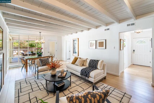 1132 Sunset Loop, Lafayette, CA 94549