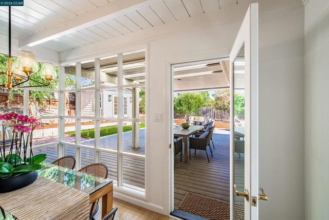 1132 Sunset Loop, Lafayette, CA 94549
