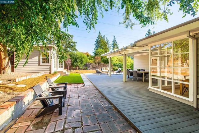 1132 Sunset Loop, Lafayette, CA 94549