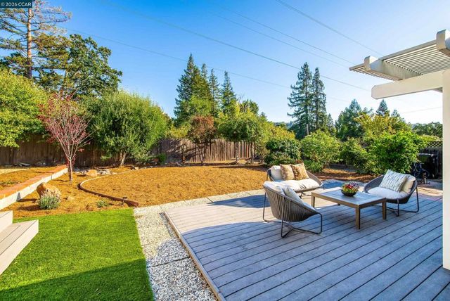 1132 Sunset Loop, Lafayette, CA 94549