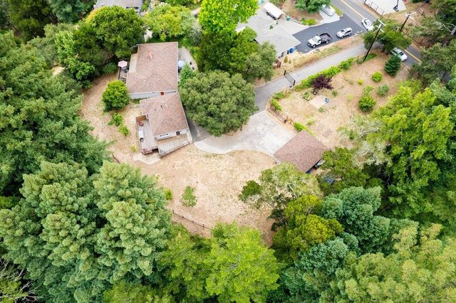 500 El Solyo Heights Drive, Felton, CA 95018