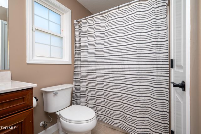 4272 Anchor Point, Kingsport, TN 37664