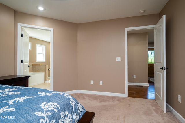 4272 Anchor Point, Kingsport, TN 37664