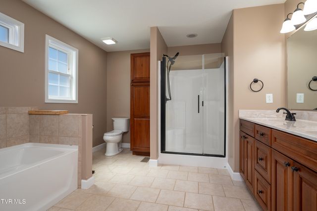 4272 Anchor Point, Kingsport, TN 37664