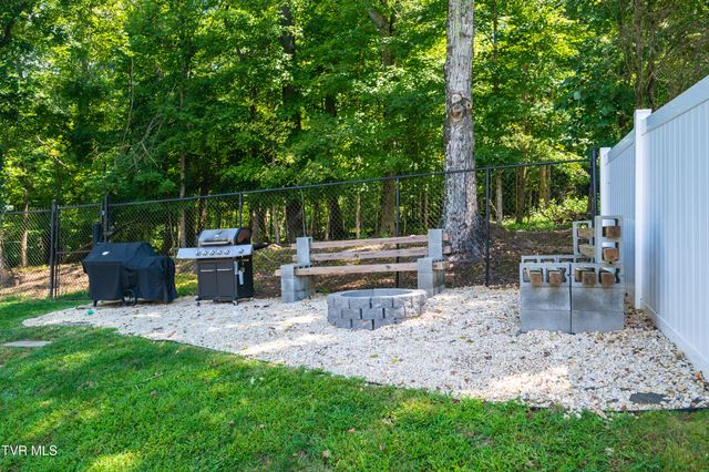 4272 Anchor Point, Kingsport, TN 37664