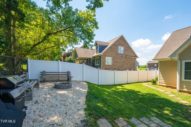 4272 Anchor Point, Kingsport, TN 37664