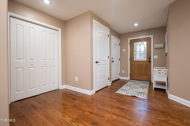 4272 Anchor Point, Kingsport, TN 37664