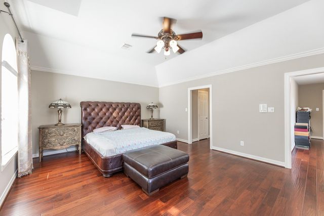 1907 Waterside Drive, Missouri City, TX 77459