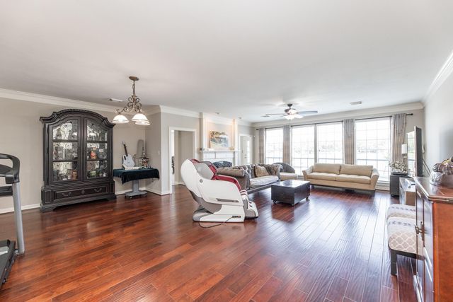 1907 Waterside Drive, Missouri City, TX 77459