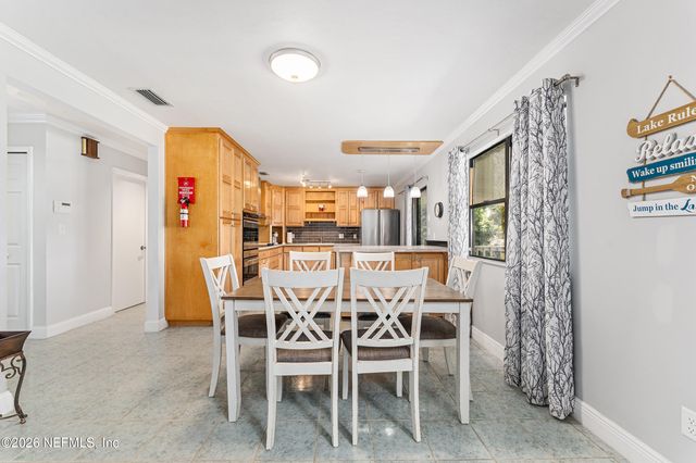 198 LAKE RAY Road, Hawthorne, FL 32640