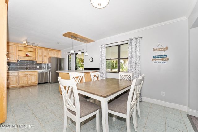 198 LAKE RAY Road, Hawthorne, FL 32640