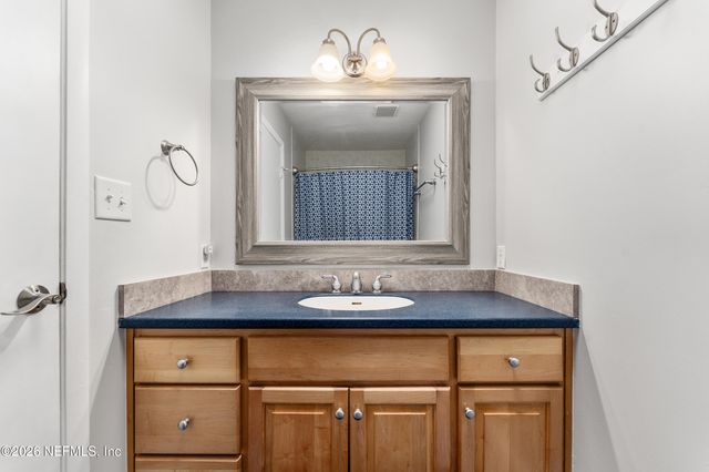 198 LAKE RAY Road, Hawthorne, FL 32640