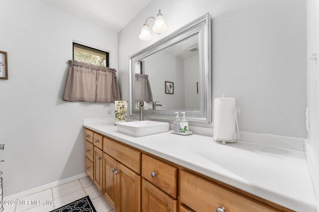 198 LAKE RAY Road, Hawthorne, FL 32640