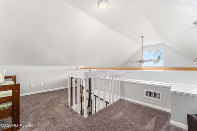 198 LAKE RAY Road, Hawthorne, FL 32640