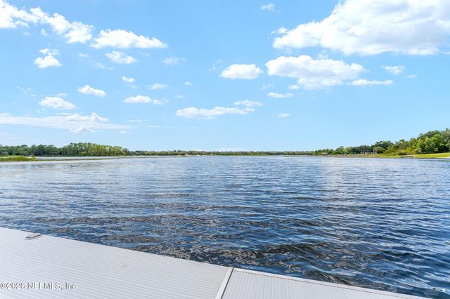 198 LAKE RAY Road, Hawthorne, FL 32640