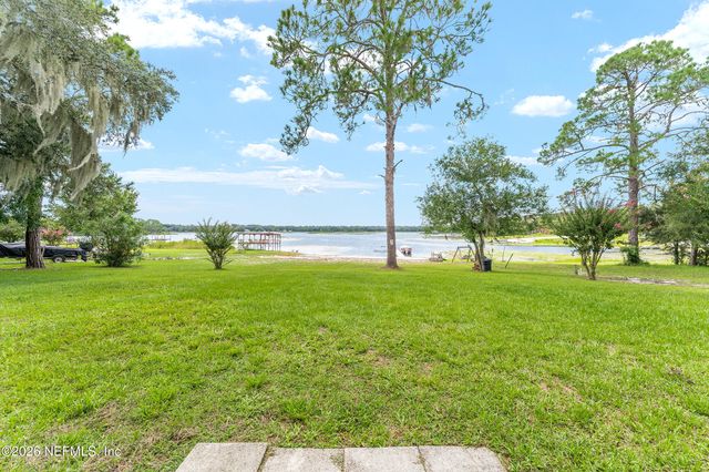 198 LAKE RAY Road, Hawthorne, FL 32640