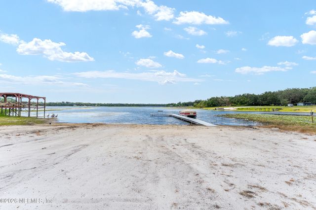 198 LAKE RAY Road, Hawthorne, FL 32640