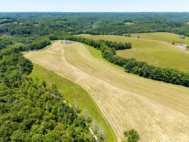 2380 Highway 976, West Liberty, KY 41472