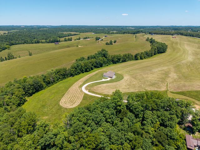 2380 Highway 976, West Liberty, KY 41472