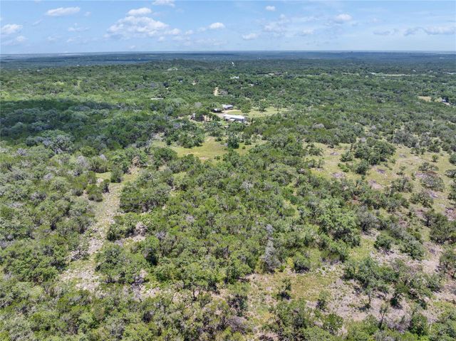 4400 Hilliard RD, San Marcos, TX 78666